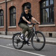 FAFREES F700W Black – White background rear