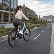 HEYBIKE Helio U Cream White – Lifestyle 5