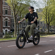 URLIFE E20 – Studio Side View D1