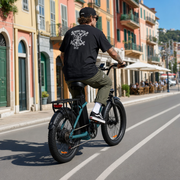 URLIFE E20 – Studio 45° Front C3